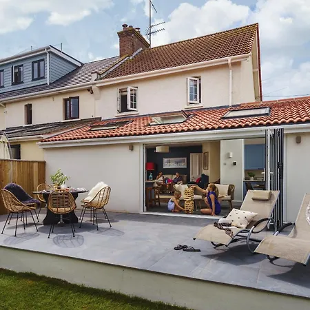 Littlefields - Stylish, Modern Cottage With Large Garden, Close To Beach Seaton  Exterior photo